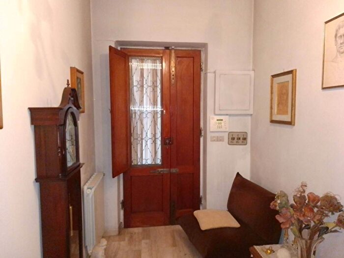 Appartamento con 6 locali in vendita in Via Ottorino Ciabattini, Terminetto Migliarina, Viareggio