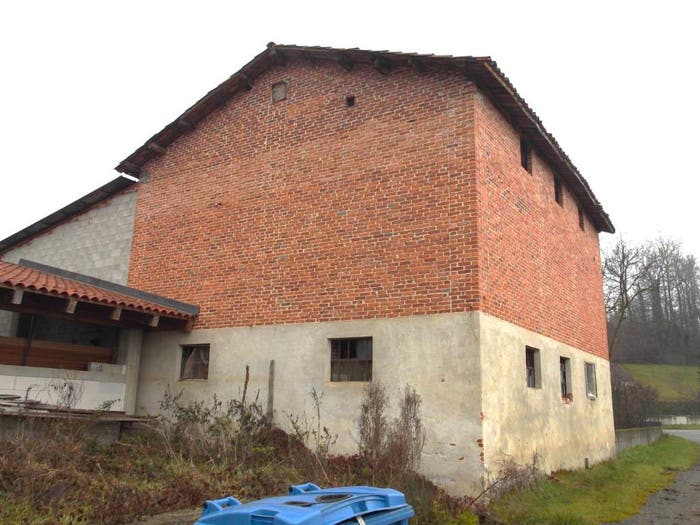 Casa con 5 locali in vendita in Via Morozzenga, Pianfei