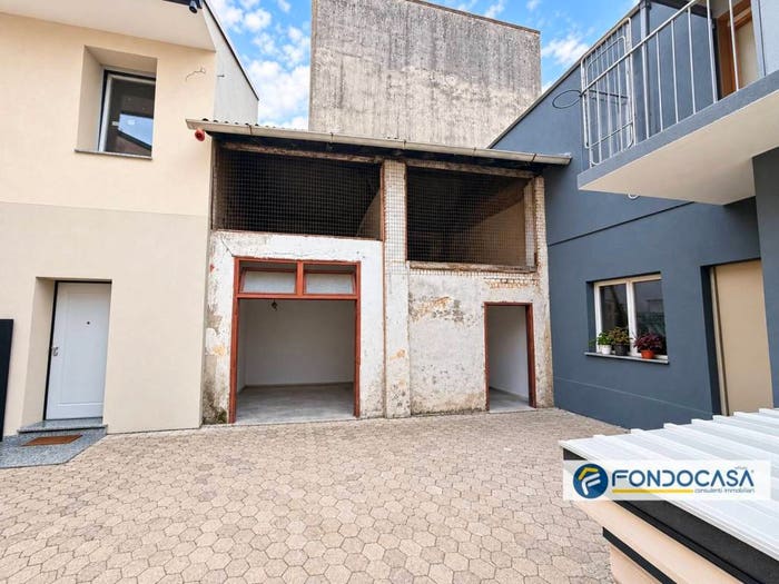 Casa in vendita in Via confalonieri, Centro, Seveso