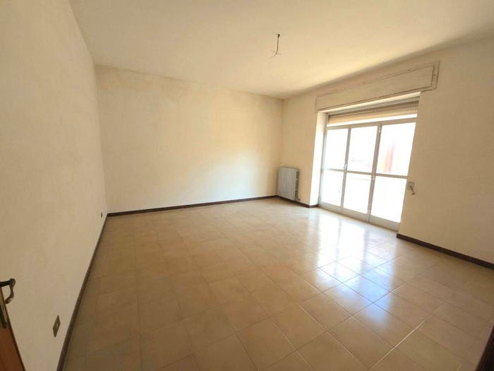 Appartamento con 6 locali in vendita in Santeramo in Colle