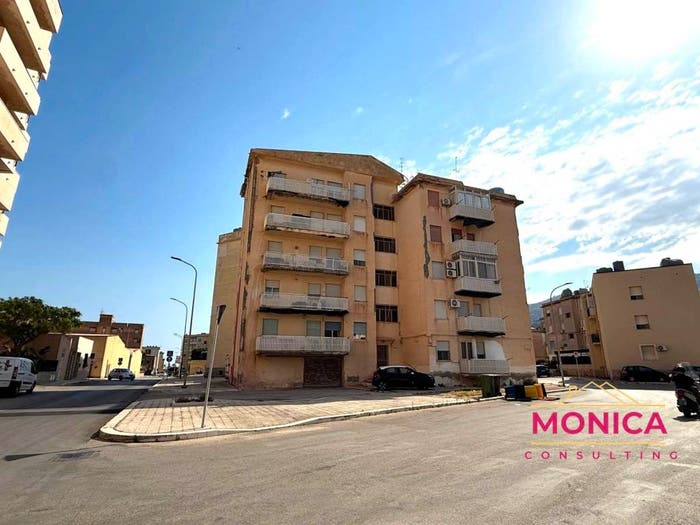 Appartamento trilocale in vendita in Via Ciullo d'Alcamo, Casa Santa, Erice