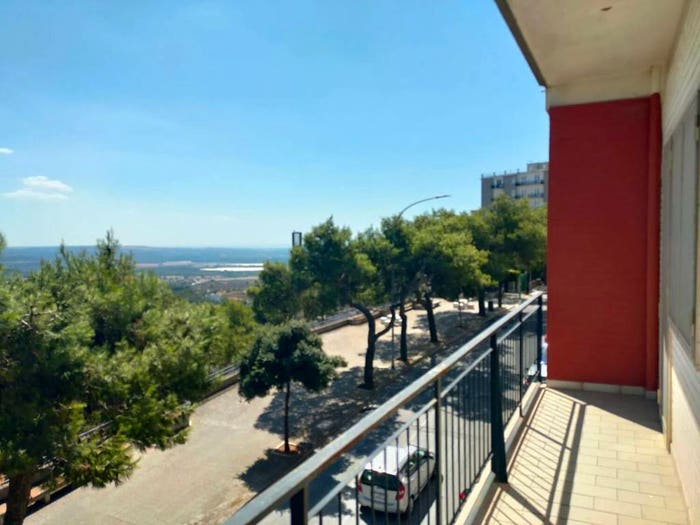 Appartamento con 6 locali in vendita in Viale Giuseppe Turi, Centro, Mottola