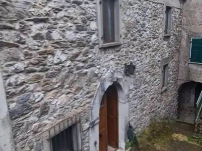 Appartamento monolocale in vendita in Via Canale Vinca, Fivizzano