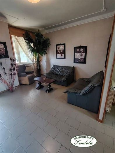 Appartamento con 5 locali in vendita in Perticata Bonascola Nazzano, Carrara