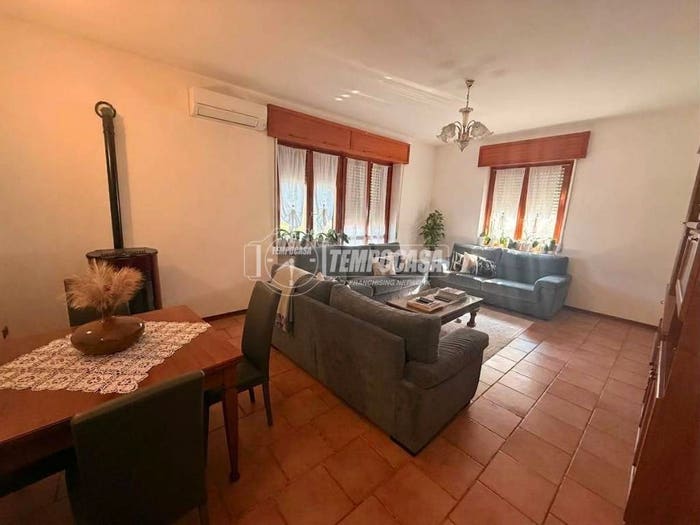 Appartamento trilocale in vendita in Via Don Francesco Mazzocchi, Centro, Castel San Giovanni