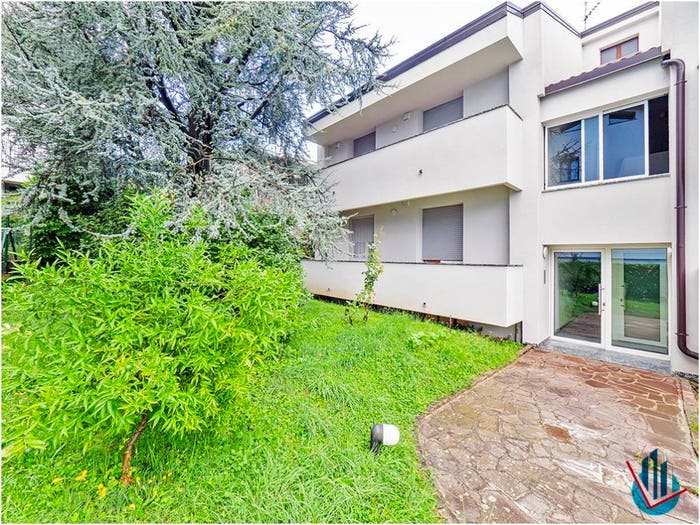Appartamento quadrilocale in vendita in Via Belvedere, Olginate