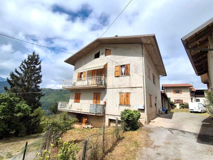 Casa con 6 locali in vendita in Strada Provinciale, Montaldo di Mondovì