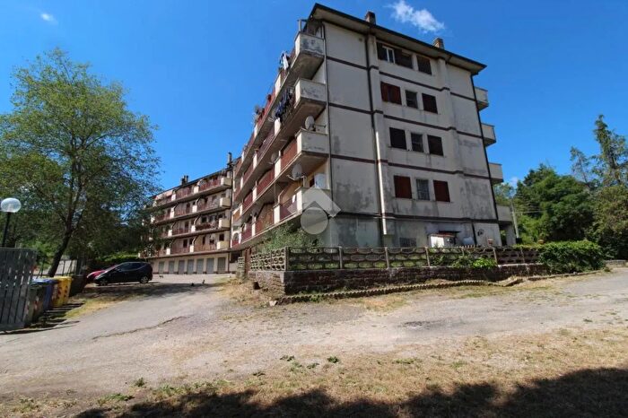 Appartamento bilocale in vendita in Via Saragat, Pozzaglia Sabina