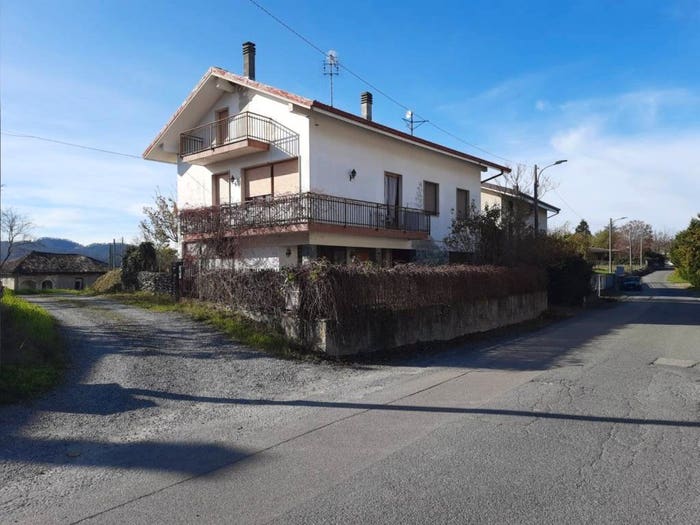 Casa con 6 locali in vendita in Via San Bernardo, Centro, Lerma