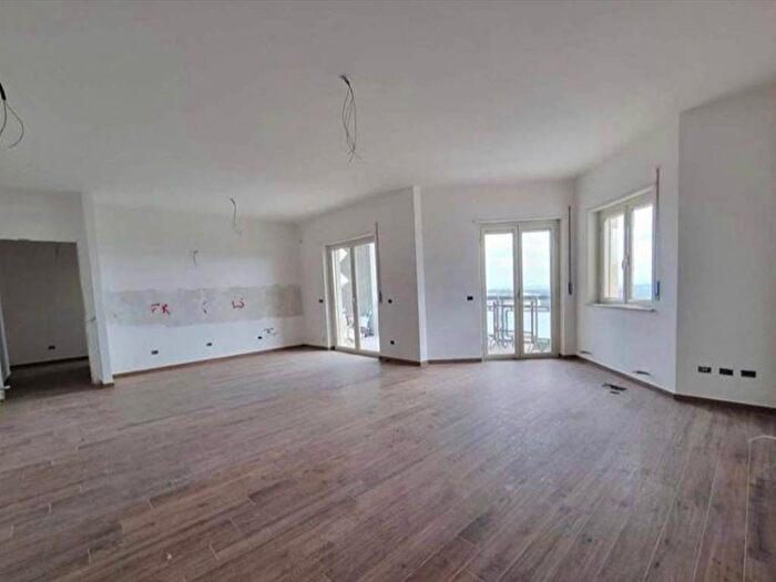 Appartamento quadrilocale in vendita in Mater Domini Cavita, Catanzaro