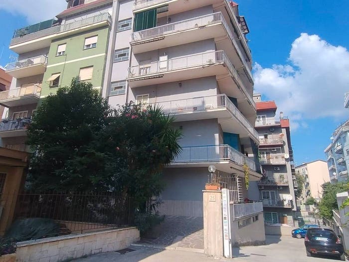 Appartamento trilocale in vendita in Via Giovanni Arcangeli, Centocelle, Roma