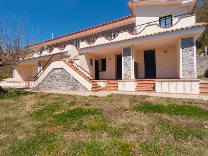 Casa con 6 locali in vendita in Contrada Annunziata, Belmonte Calabro