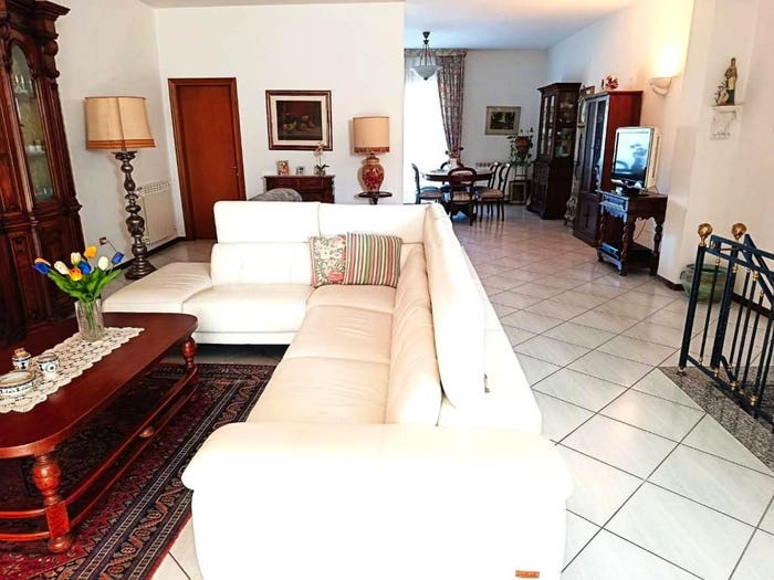 Casa con 5 locali in vendita in Pretura Sanzio, Empoli