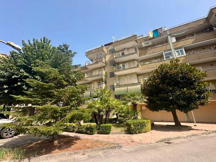 Appartamento quadrilocale in vendita in Via Napoli Traversa, Centro, Mugnano di Napoli