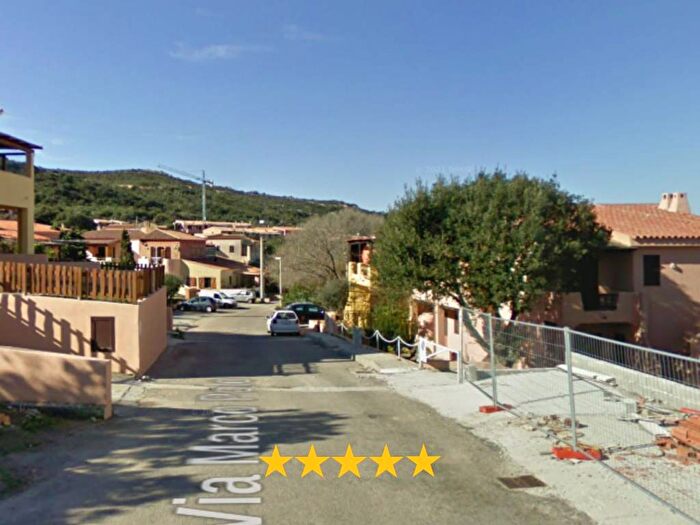 Appartamento trilocale in vendita in Via Marco Polo, Ruoni, Santa Teresa Gallura