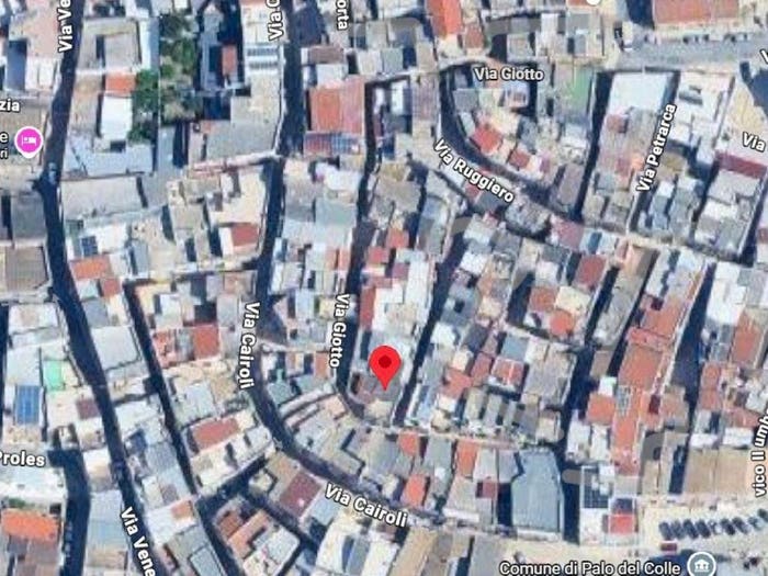 Appartamento trilocale in vendita in Via Carlo Borromeo, Centro, Palo del Colle