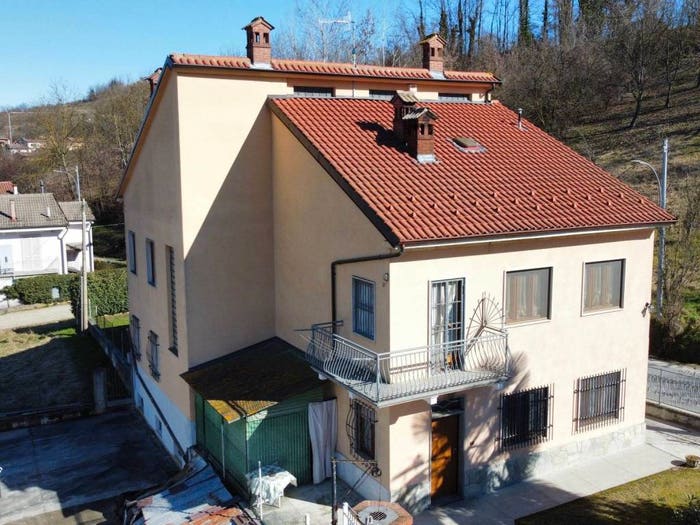 Casa con 6 locali in vendita in Frazione San Matteo Cima, Cisterna d'Asti
