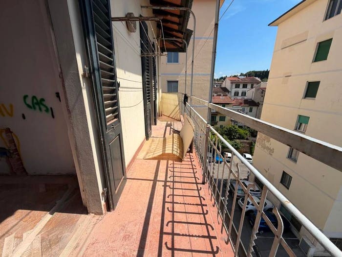 Appartamento quadrilocale in vendita in Via Ferdinando Paoletti, Leopoldo Vittorio Emanuele Statuto, Firenze