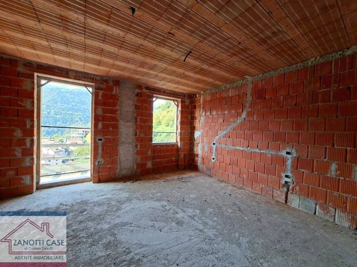 Casa quadrilocale in vendita in Stravignino, Pezzaze
