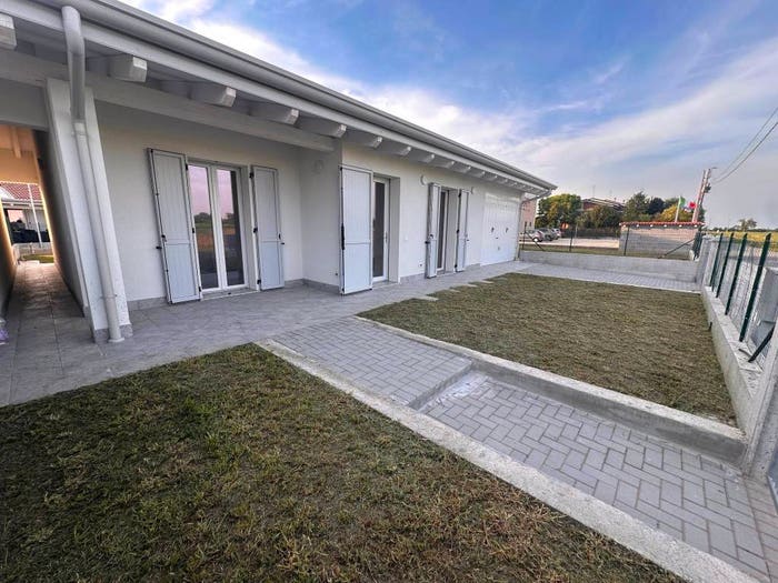 Casa trilocale in vendita in Ghedi