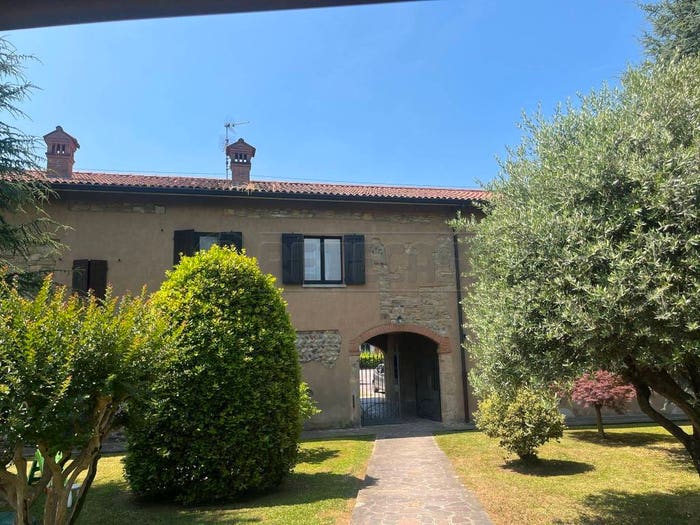 Casa in vendita in Canovine, Bergamo