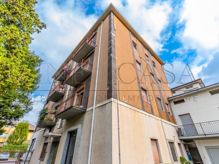 Appartamento bilocale in vendita in Via Trento, Curno