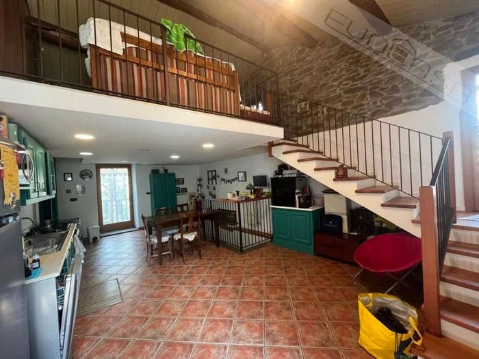 Casa quadrilocale in vendita in Borgata Ciapella No Number, Perosa Argentina