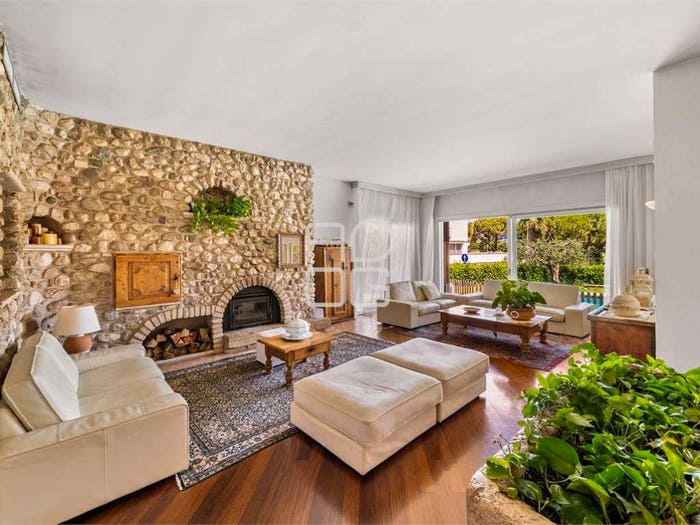 Casa con 6 locali in vendita in Via Marconi, Desenzano Centro, Desenzano del Garda
