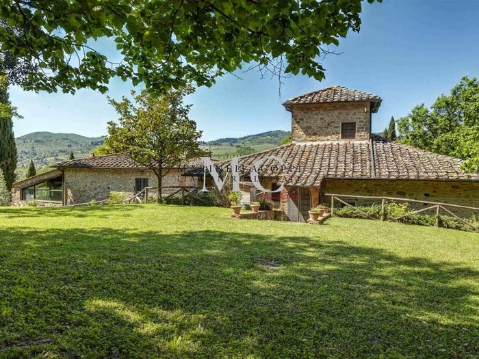 Casa con 6 locali in vendita in Via Lando Conti, Chiocchio, Greve in Chianti