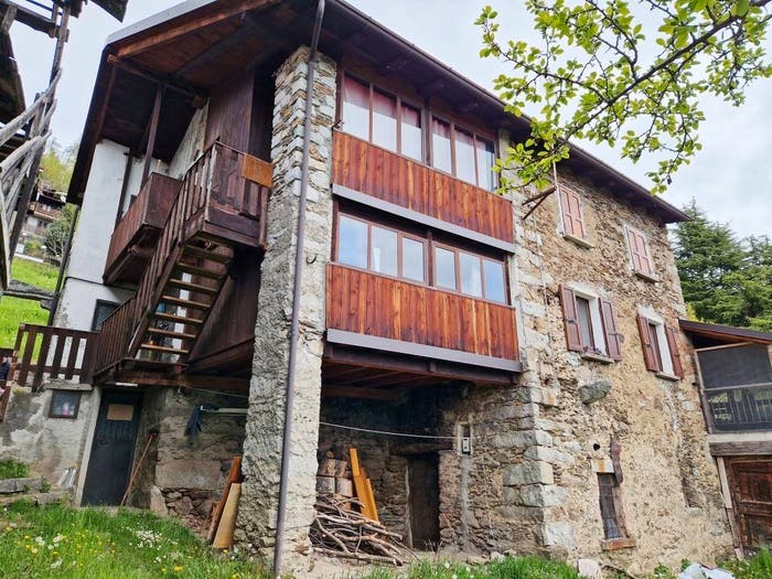 Casa con 6 locali in vendita in Via San Sisto, Centro, Cevo