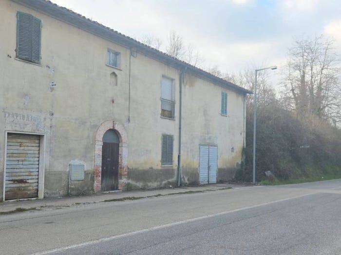 Casa con 5 locali in vendita in Via Tiberina, Acquasparta