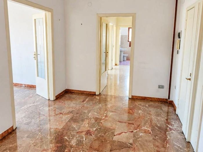 Appartamento con 5 locali in vendita in Via Ferrarecce, Ferrarecce Università, Caserta