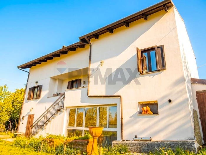Casa con 6 locali in vendita in Borgata Ruadavalle, Coazze