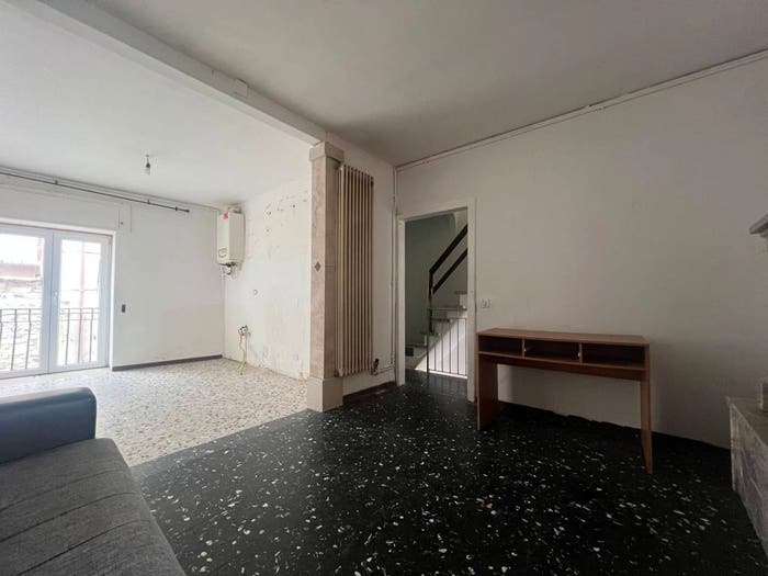 Casa trilocale in vendita in Via Valloscura, Centro, Chiampo