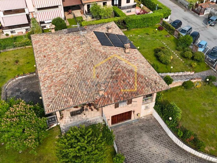 Casa con 5 locali in vendita in Via Giosuè Carducci, Casatico, Giussago