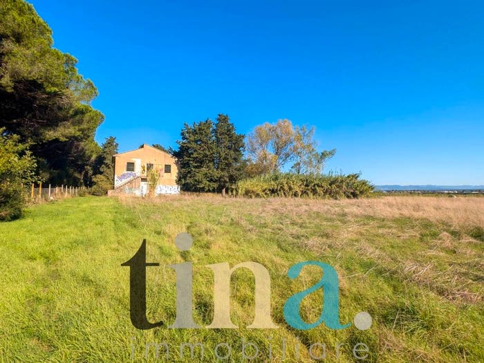 Casa con 6 locali in vendita in Via della Pineta, Marina di Cecina, Cecina