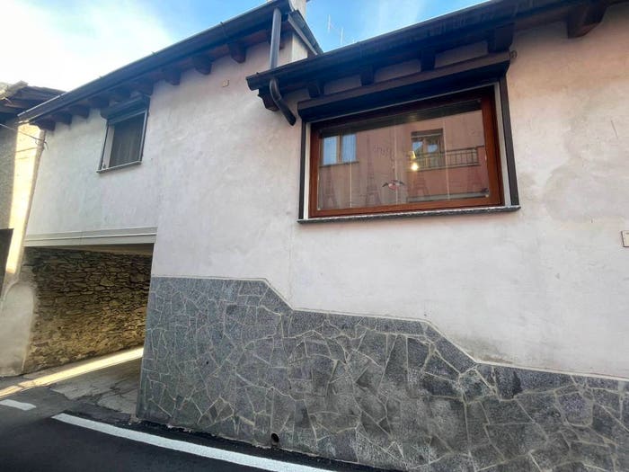 Casa trilocale in vendita in Via Case Barri, Centro, Talamona