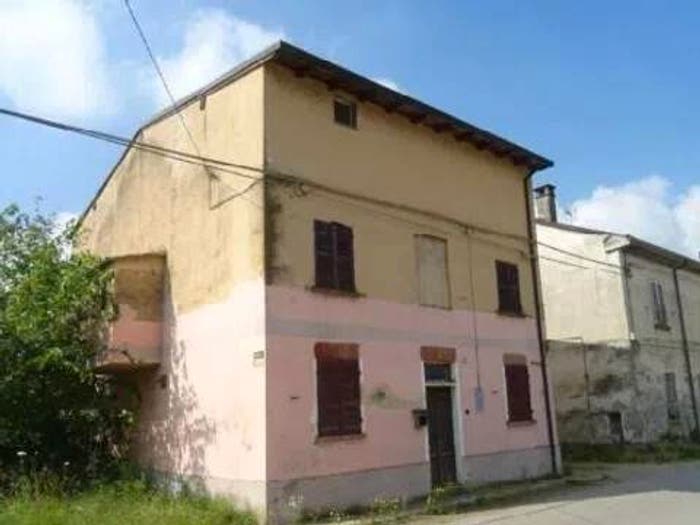 Casa con 6 locali in vendita in Via Villa Biscossi, Centro, Galliavola