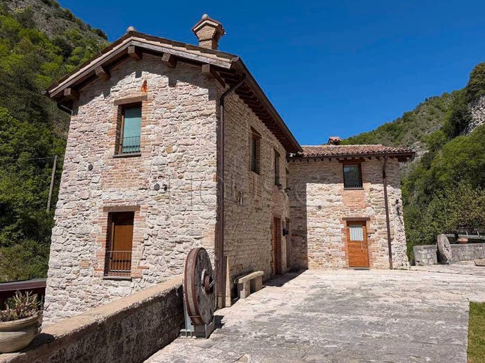 Appartamento in vendita in Via di Giove Pennino, Gubbio