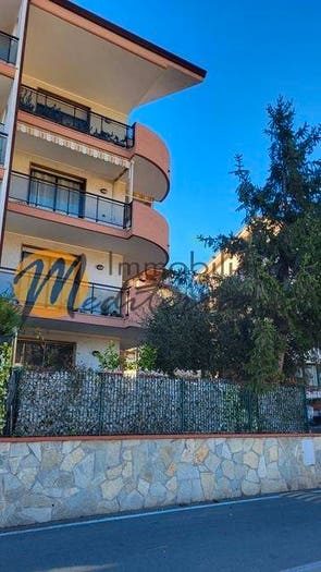 Appartamento trilocale in vendita in Via Piave, Centro, Camporosso