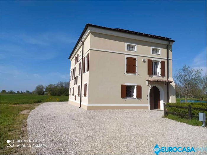 Casa con 5 locali in vendita in Moglia