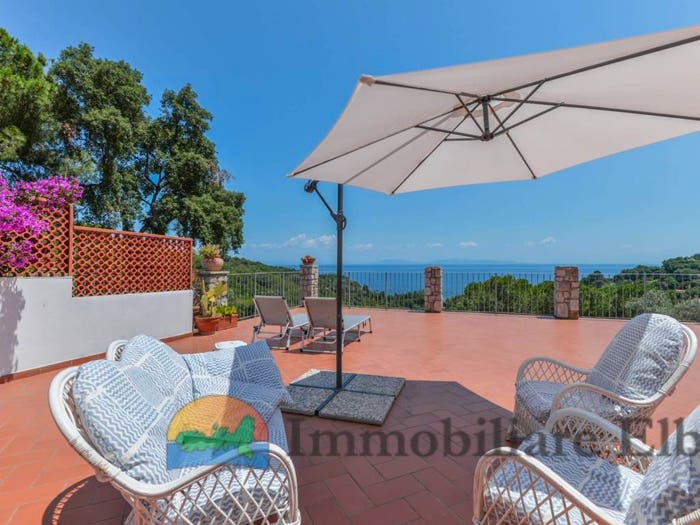 Casa con 6 locali in vendita in Strada di Saglione, Capoliveri