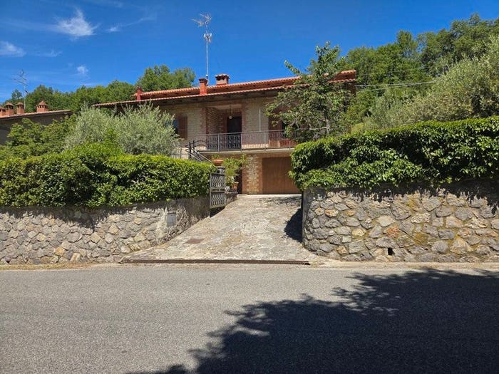 Casa con 6 locali in vendita in Traversa dei Monti, Trequanda