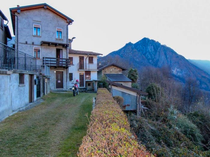 Casa con 6 locali in vendita in Via Agli Ostani, Centro, San Bartolomeo Val Cavargna