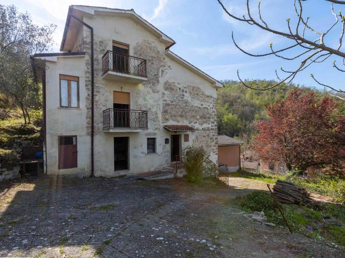 Casa con 5 locali in vendita in San Liberato, Cantalice