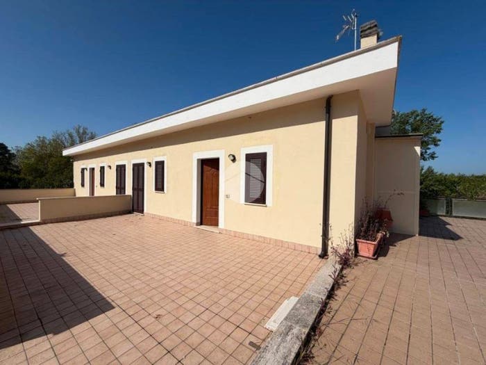 Appartamento trilocale in vendita in Via salaria, Montelibretti