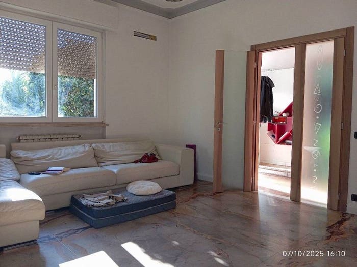 Casa con 5 locali in vendita in via Sterpi, Camaiore Paese, Camaiore