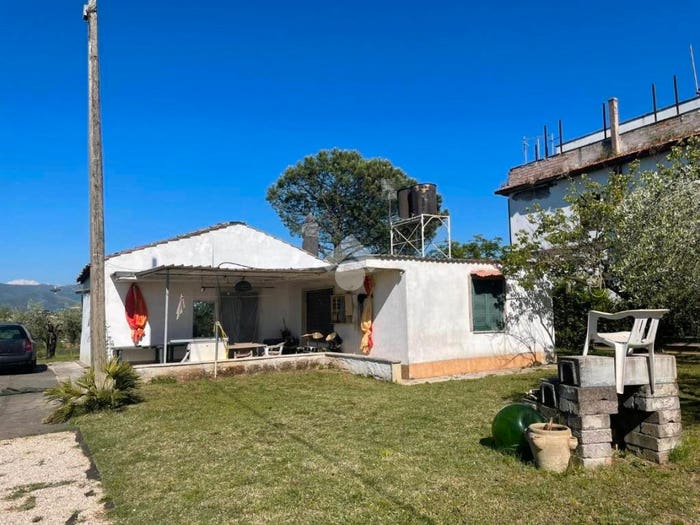 Casa trilocale in vendita in Via colle dei pozzi, Gallicano nel Lazio