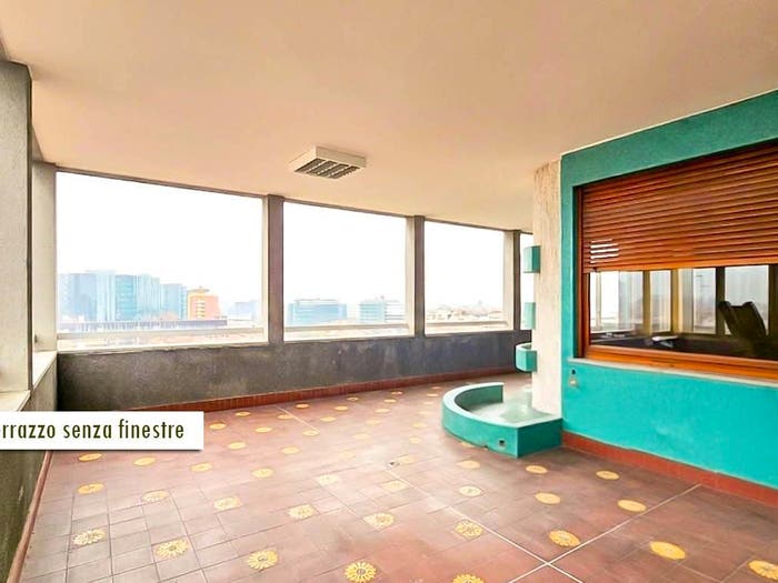 Appartamento con 5 locali in vendita in Via Porto Corsini, Villa San Giovanni, Milano