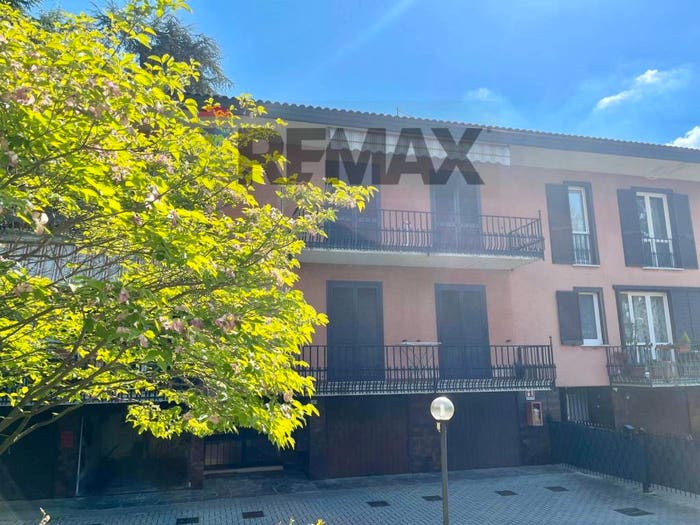 Appartamento trilocale in vendita in Via Breira, Centro, Cuveglio